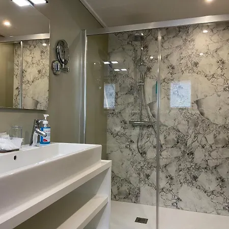 Hotel (adults Only) 3*