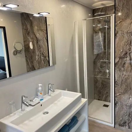 (adults Only) ווסטנדה