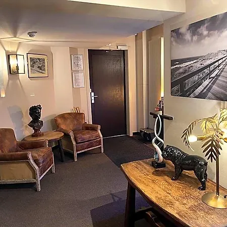 Otel (adults Only)