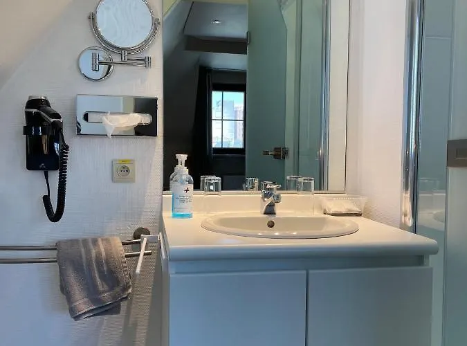 Szálloda (adults Only)